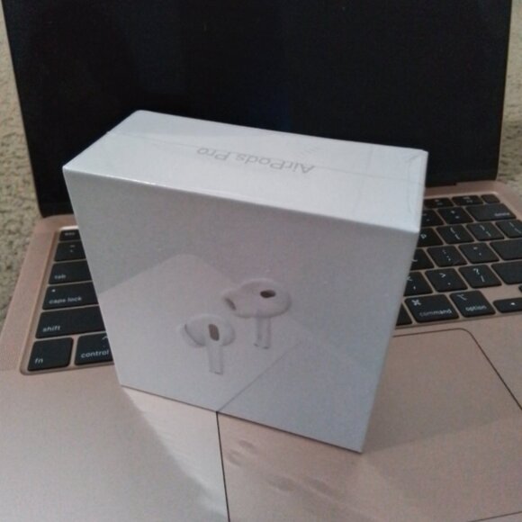 New Apple Airpods Pro 2nd Generation with MagSafe Charging Case - Picture 3 of 3